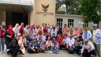 BELAJAR TEKNOLOGI, MEMAHAMI BUDAYA CHINA , DAN MENJEMPUT MASA DEPAN PENDIDIKAN